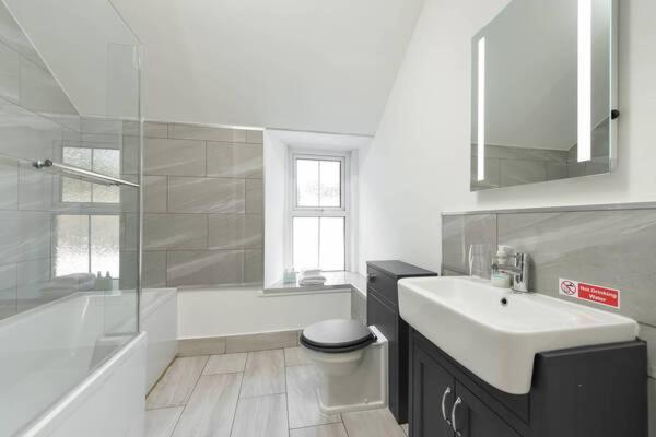 Strathardle Lodge Kirkmichael  Екстер'єр фото